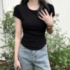 The design style is niche, straight shoulders, cotton crew neck, short-sleeved T-shirt, women's summer showy, short waist, slender and versatile - Black [Crew Neck]