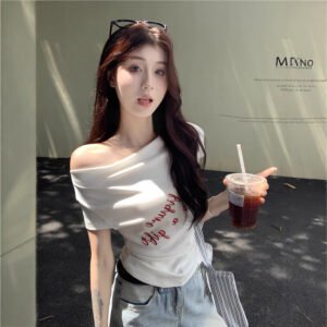 One-neck short-sleeved slim T-shirt women's 2026 summer monogram print slimming hot girl versatile cropped off-the-shoulder top